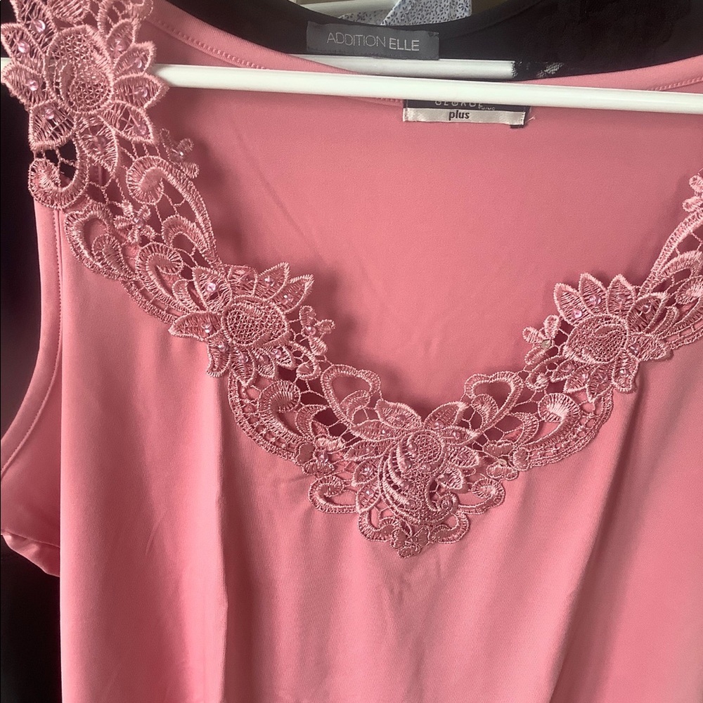 Tank Tops - Picture 11 of 16